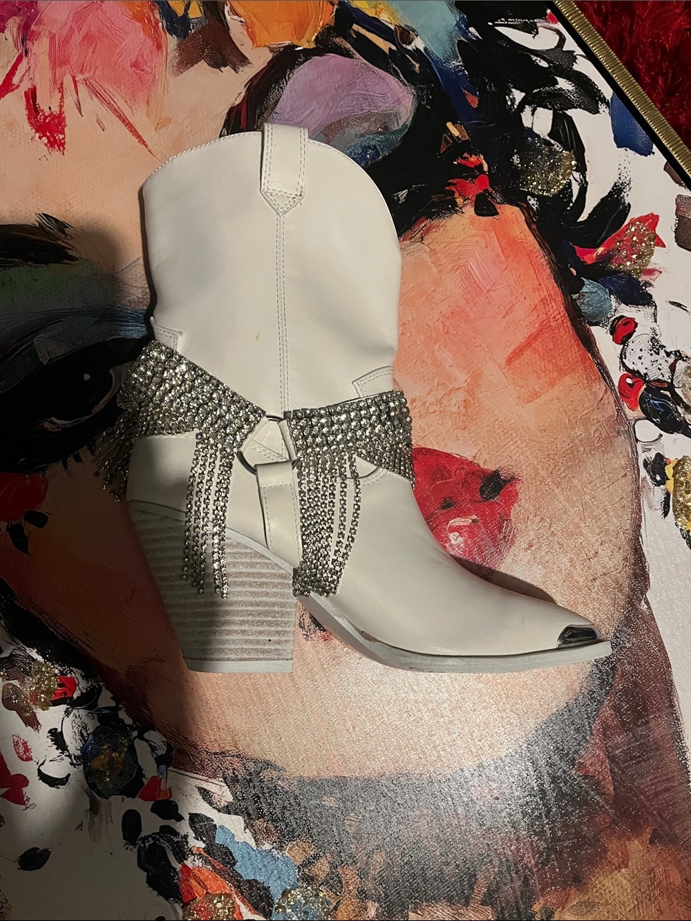 DIVAS LiMiTED White Western Ankle Boots with Silver Chain Fringe and Toe Cap
